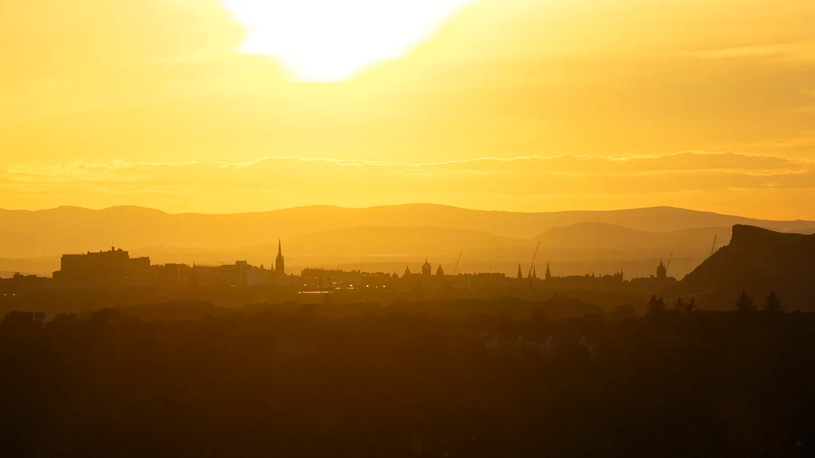 Edinburgh solstice sunset